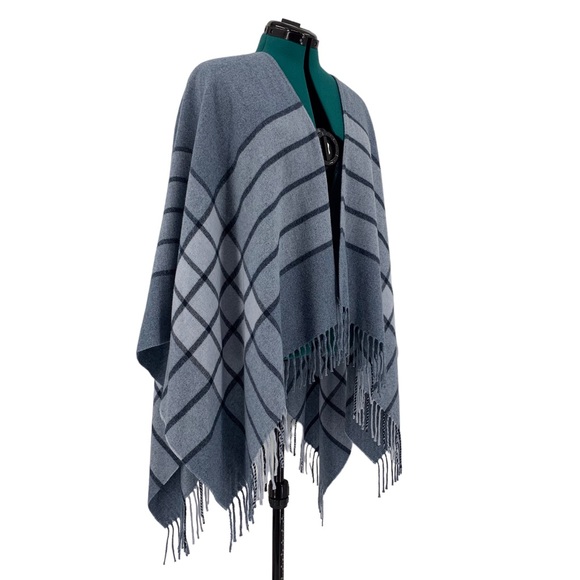 Lancioni 1973 NWT Blue Plaid Wool Blend Fringed Shawl, One Size - Picture 12 of 15